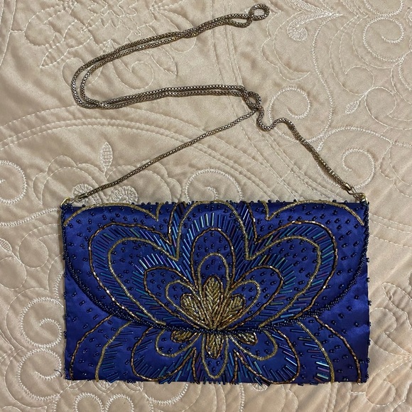 La Regale Handbags - Vintage La Regale Beaded Gold Clutch Strap Hand Bag Evening Purse Wedding Formal